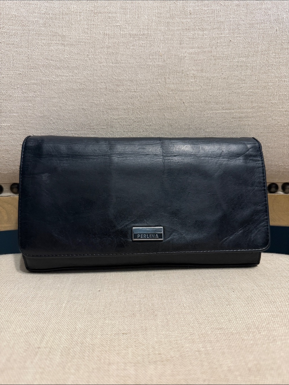 Perlina Black Leather Fold-Over Crossbody/ Clutch Bag